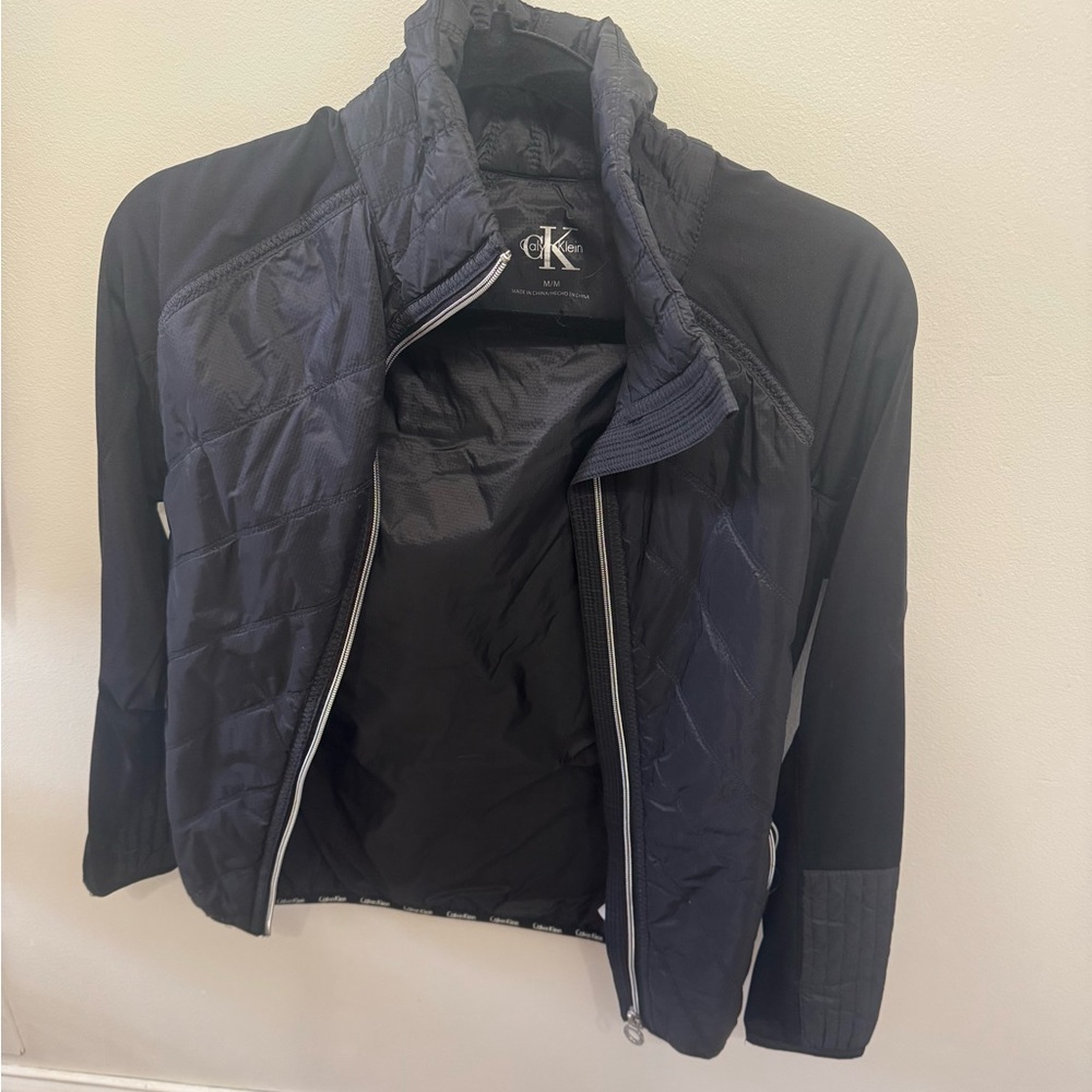 Calvin Klein Women's Navy quilted windbreaker style Jacket